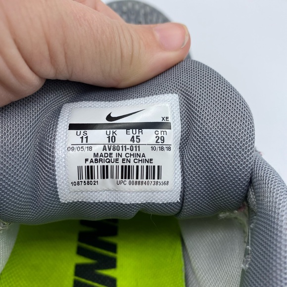 Nike Zoom Winflo 5 Shoes Running Training Sneakers AV8011-011, Men's Size 11 - Picture 2 of 13